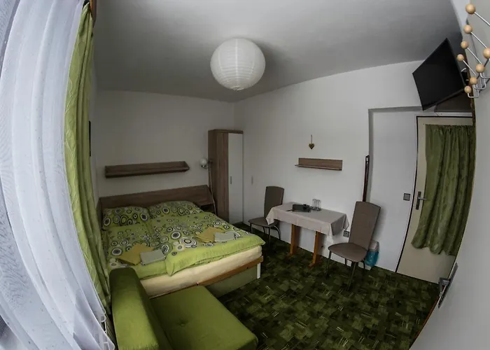 U Arnosta Sklare Gasthof Harrachov